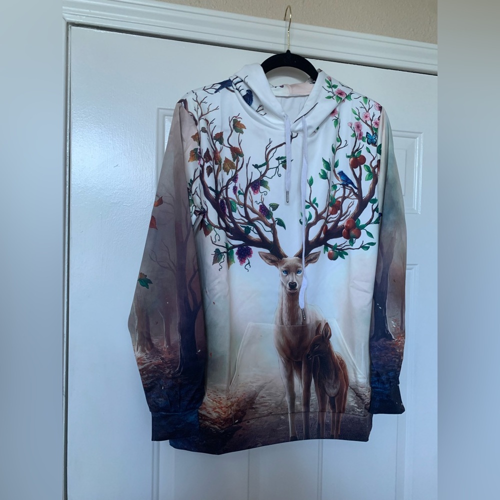 Rave camo floral Deer Unisex Hoodie NWOT 🌴